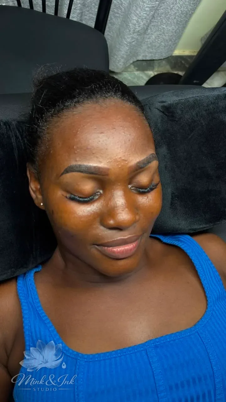 Brows work: Freshly done ombre brows and lash (hybrid set).